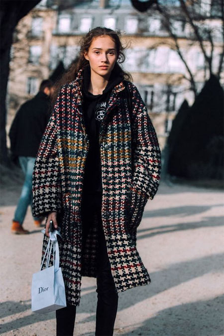 С чем носить пальто в клетку: 25 модных образов для зимы и весны 2018