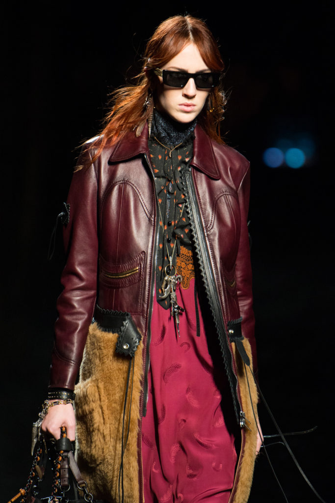 https://trendy-u.com/wp-content/uploads/2018/06/coach-683x1024.jpg