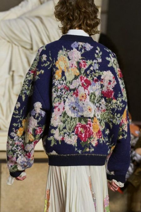 Синий свитер с цветами Louis Vuitton