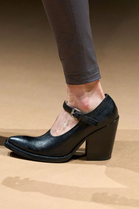 Черные туфли Мэри Джейн Prada